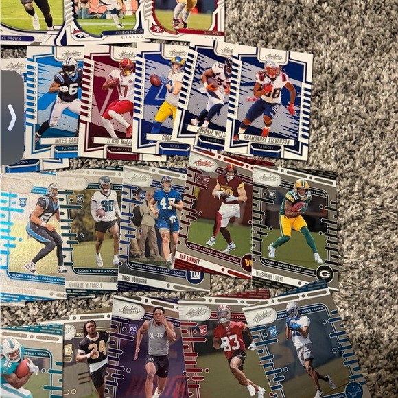 Lot of 110 Panini Absolute Football cards 2019-2025 with rookies and inserts - Picture 5 of 11